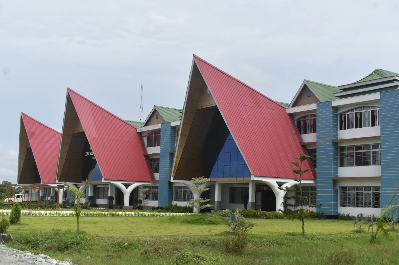 Mahabodhi Lord Buddha College campus